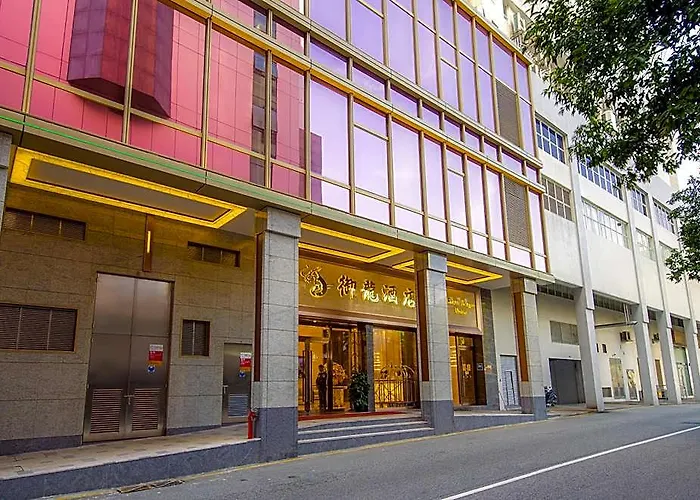 Royal Dragon 3* Macao
